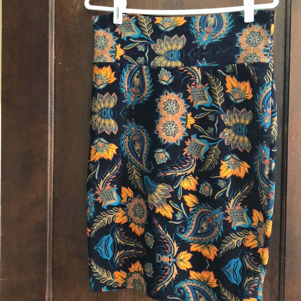 LuLaRoe Cassie M